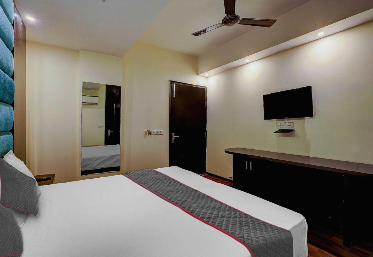 Hotel Townhouse Golden King à New Delhi Extérieur photo