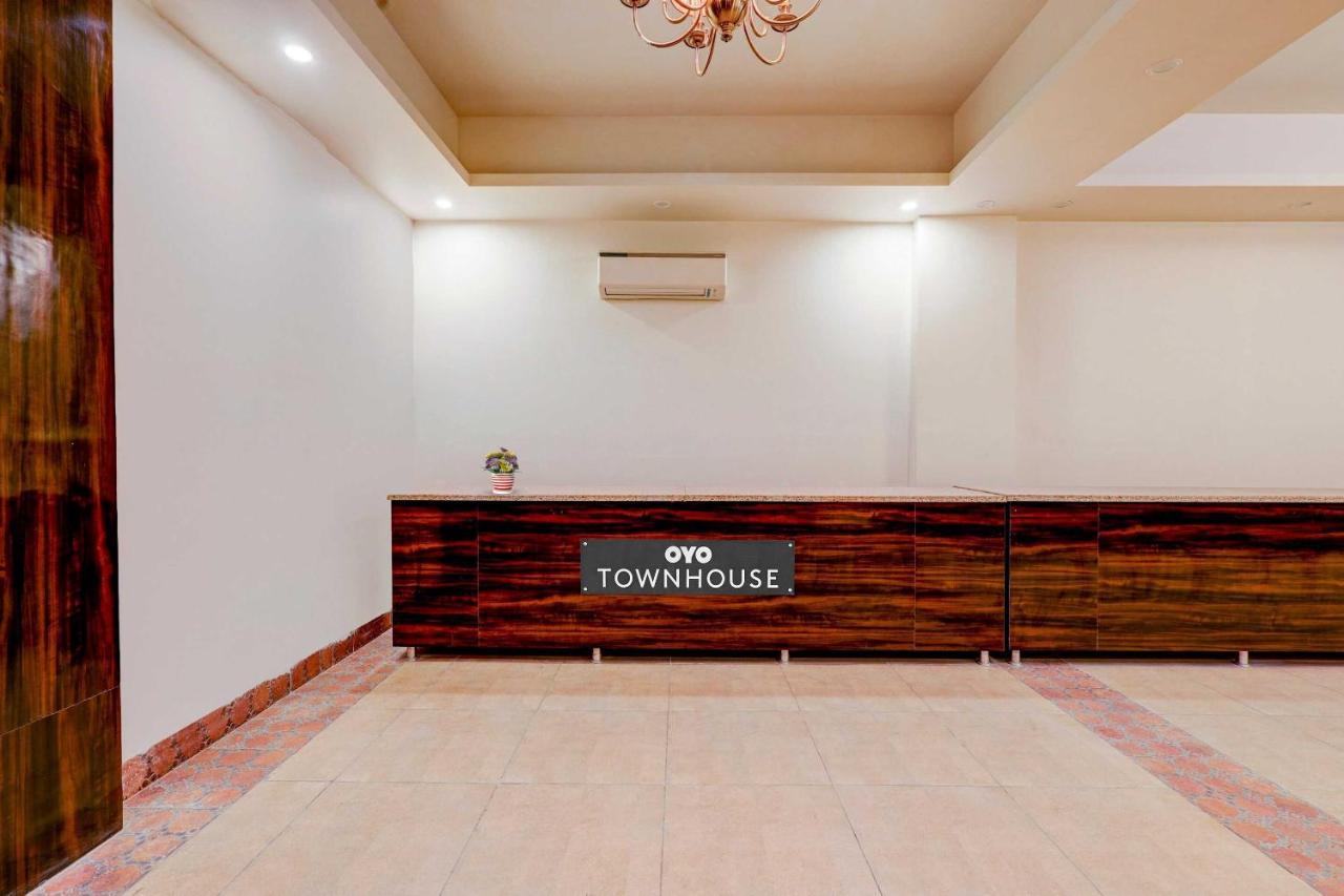 Hotel Townhouse Golden King à New Delhi Extérieur photo