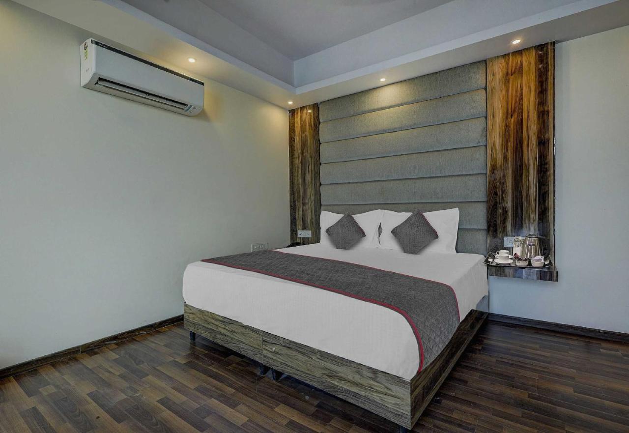 Hotel Townhouse Golden King à New Delhi Extérieur photo