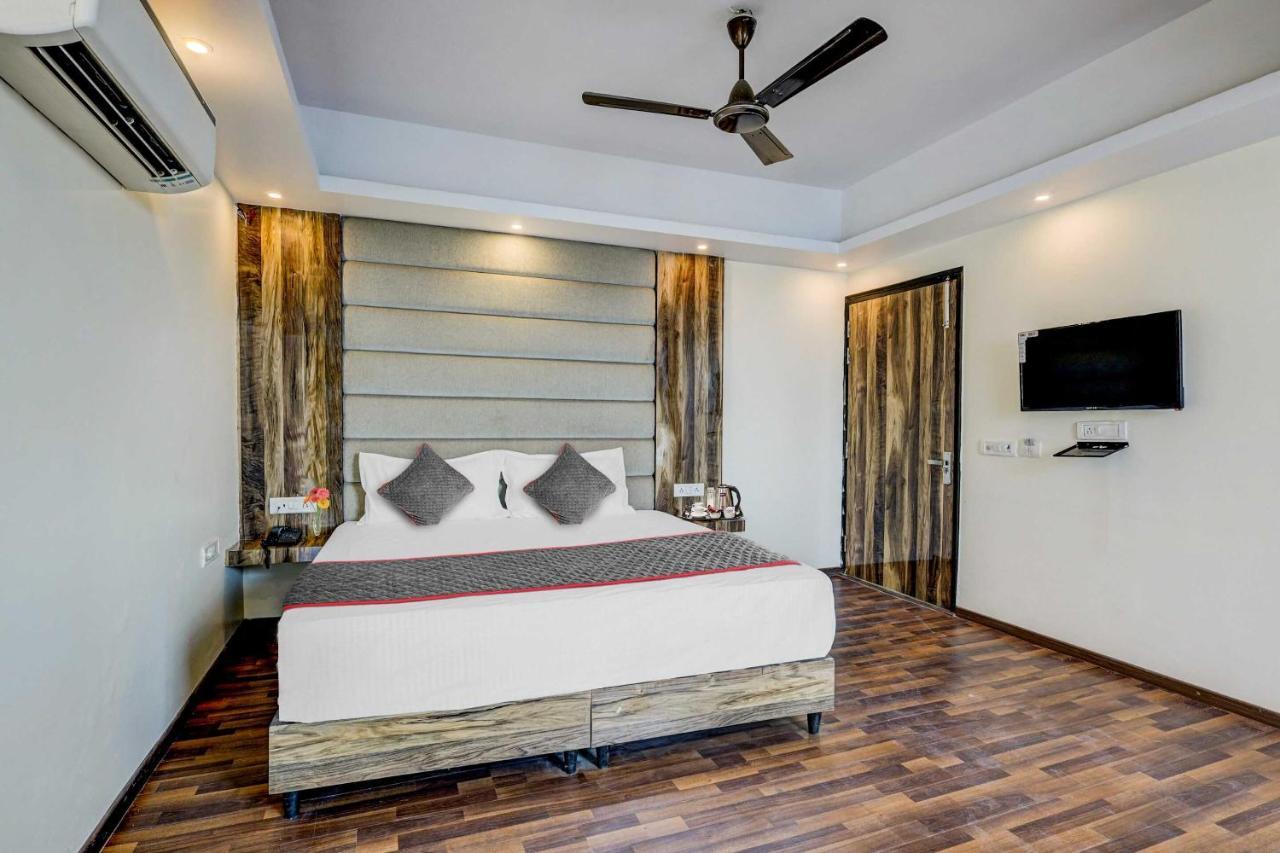Hotel Townhouse Golden King à New Delhi Extérieur photo