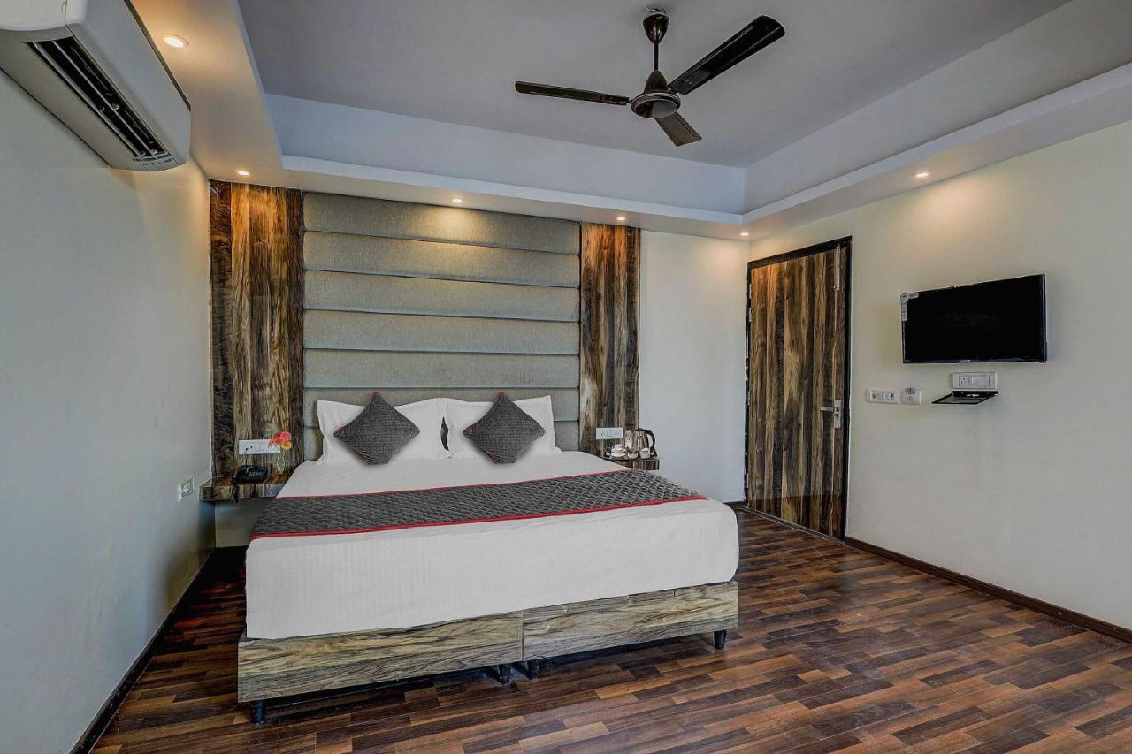 Hotel Townhouse Golden King à New Delhi Extérieur photo