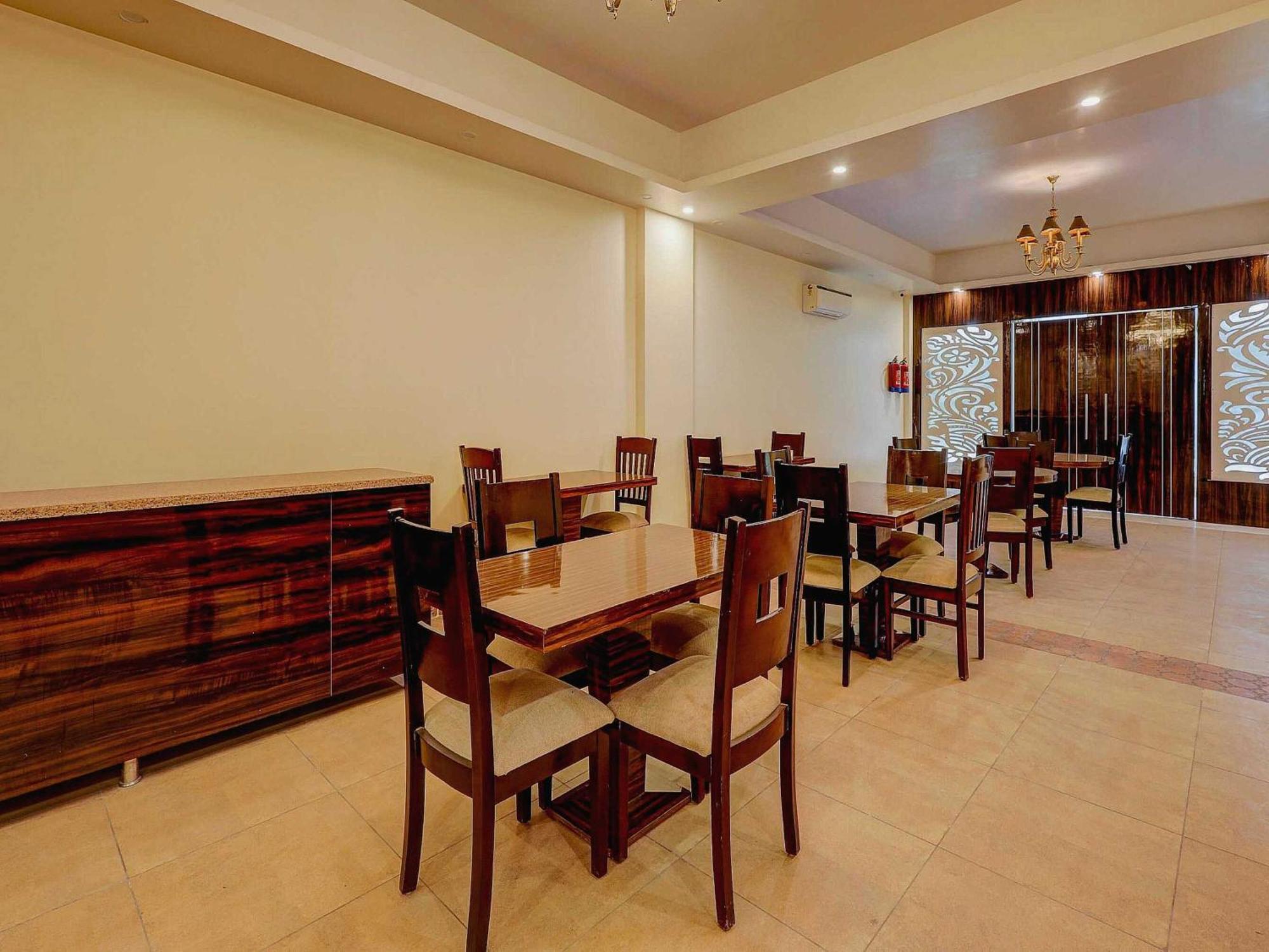 Hotel Townhouse Golden King à New Delhi Extérieur photo