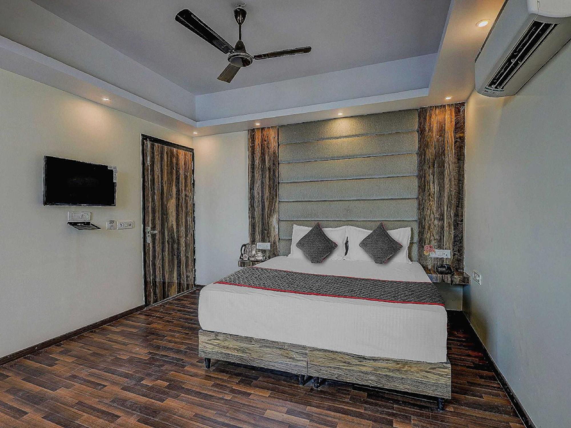 Hotel Townhouse Golden King à New Delhi Extérieur photo